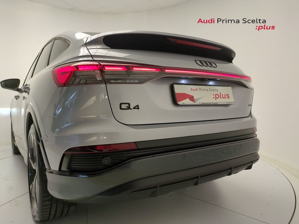 Audi Q4 Sportback usata a Avellino (12)