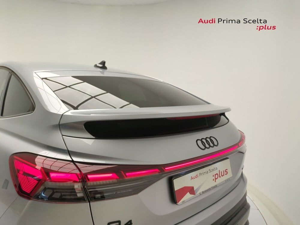 Audi Q4 Sportback usata a Avellino (13)