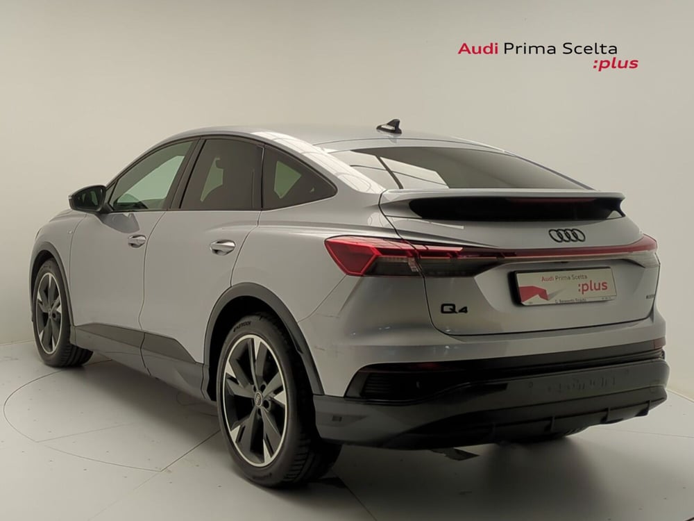 Audi Q4 Sportback usata a Avellino (5)