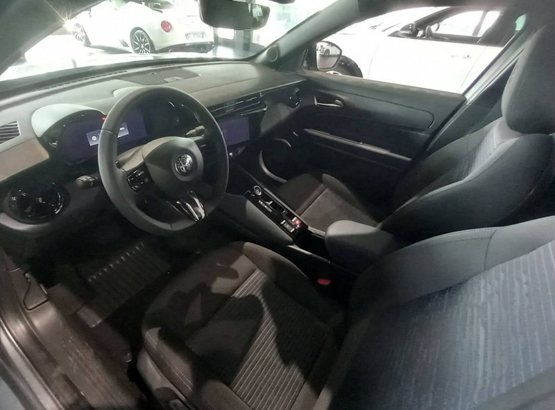 Alfa Romeo Junior nuova a Treviso (10)