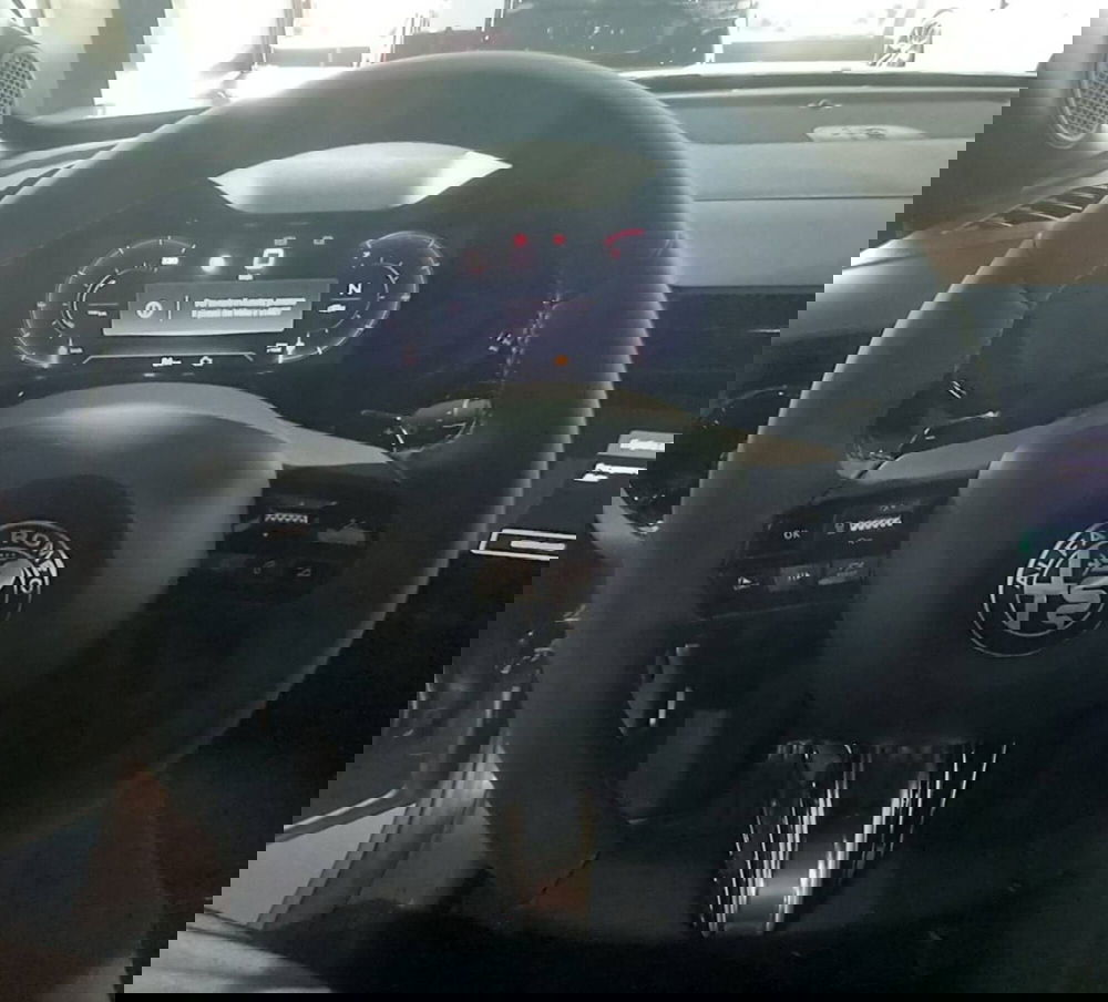 Alfa Romeo Junior nuova a Treviso (13)