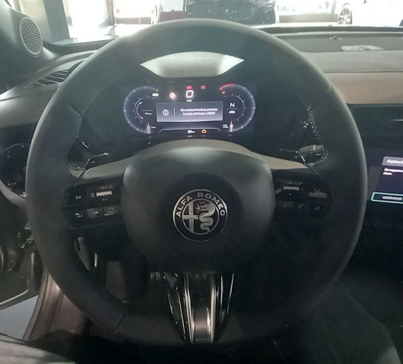 Alfa Romeo Junior nuova a Treviso (13)