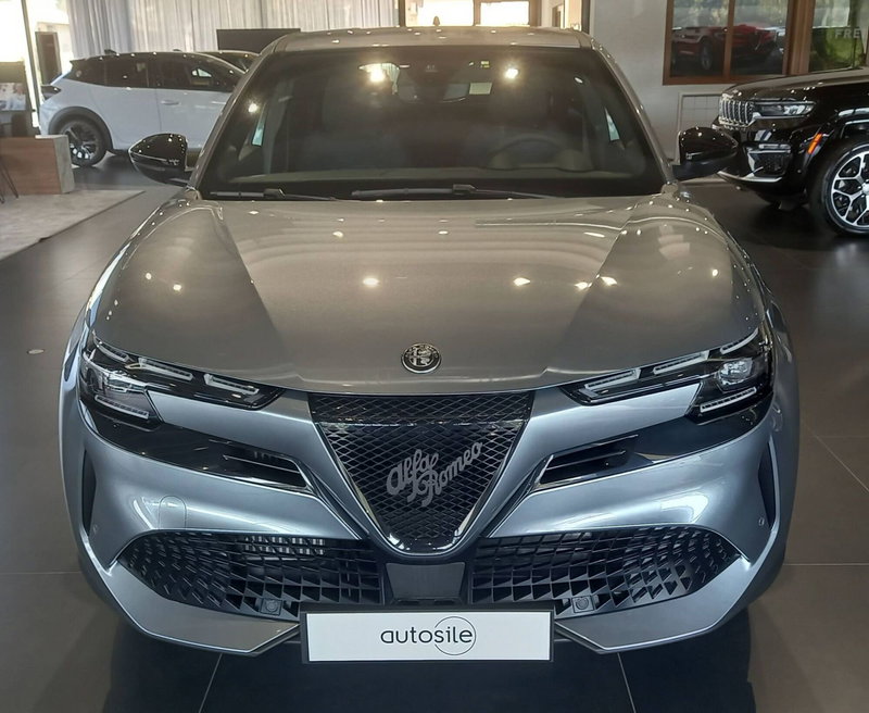 Alfa Romeo Junior nuova a Treviso (2)