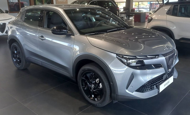 Alfa Romeo Junior nuova a Treviso (3)