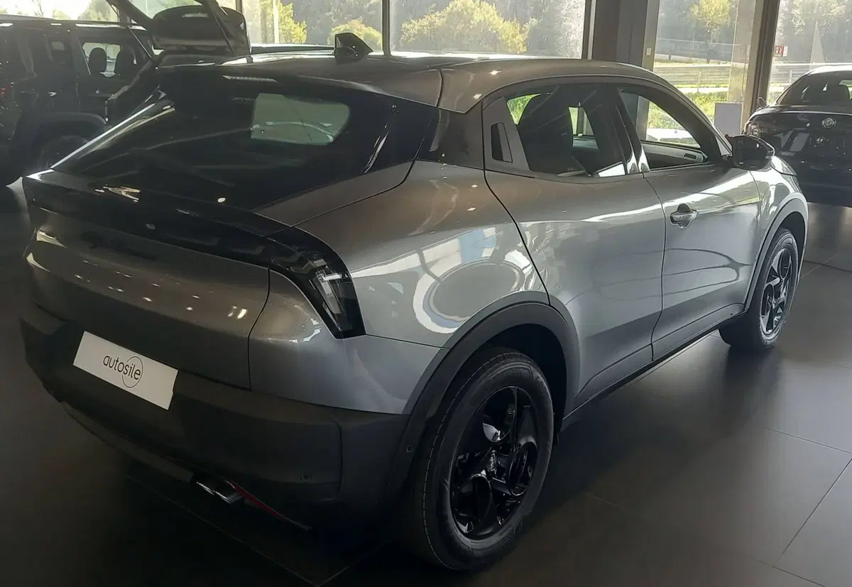 Alfa Romeo Junior nuova a Treviso (6)