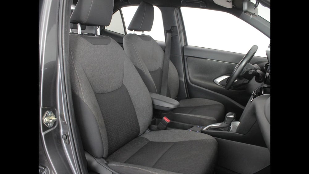 Toyota Yaris Cross usata a Palermo (7)