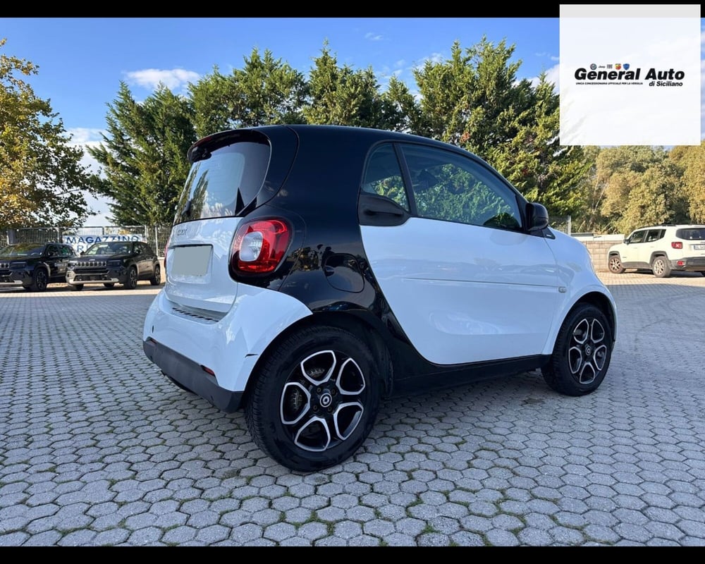 smart Fortwo usata a Lucca (10)