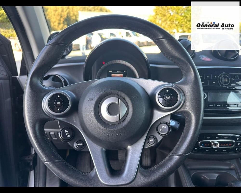 smart Fortwo usata a Lucca (14)
