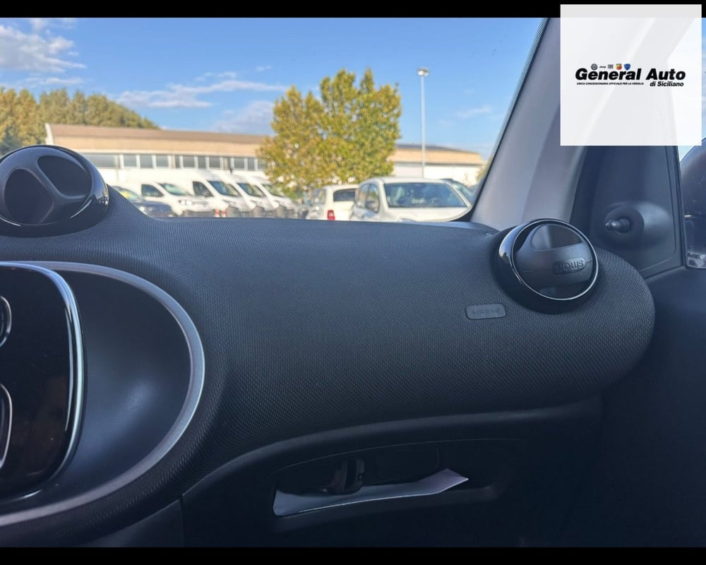 smart Fortwo usata a Lucca (17)