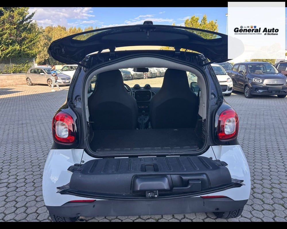 smart Fortwo usata a Lucca (8)