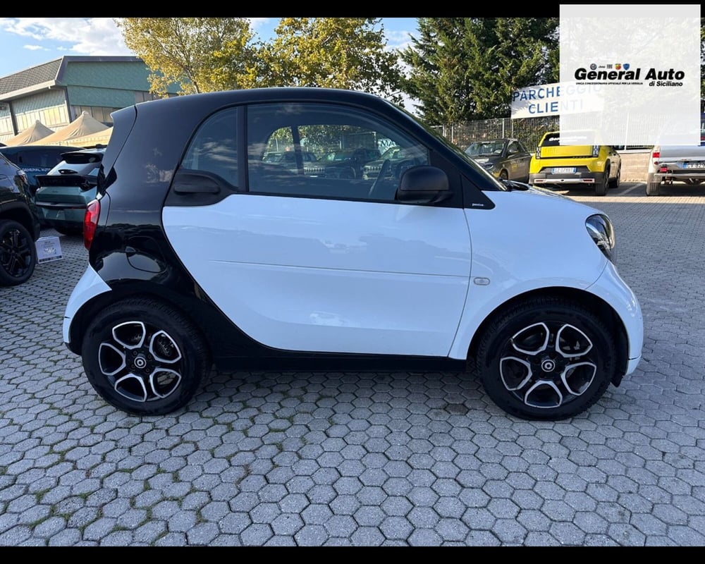 smart Fortwo usata a Lucca (9)