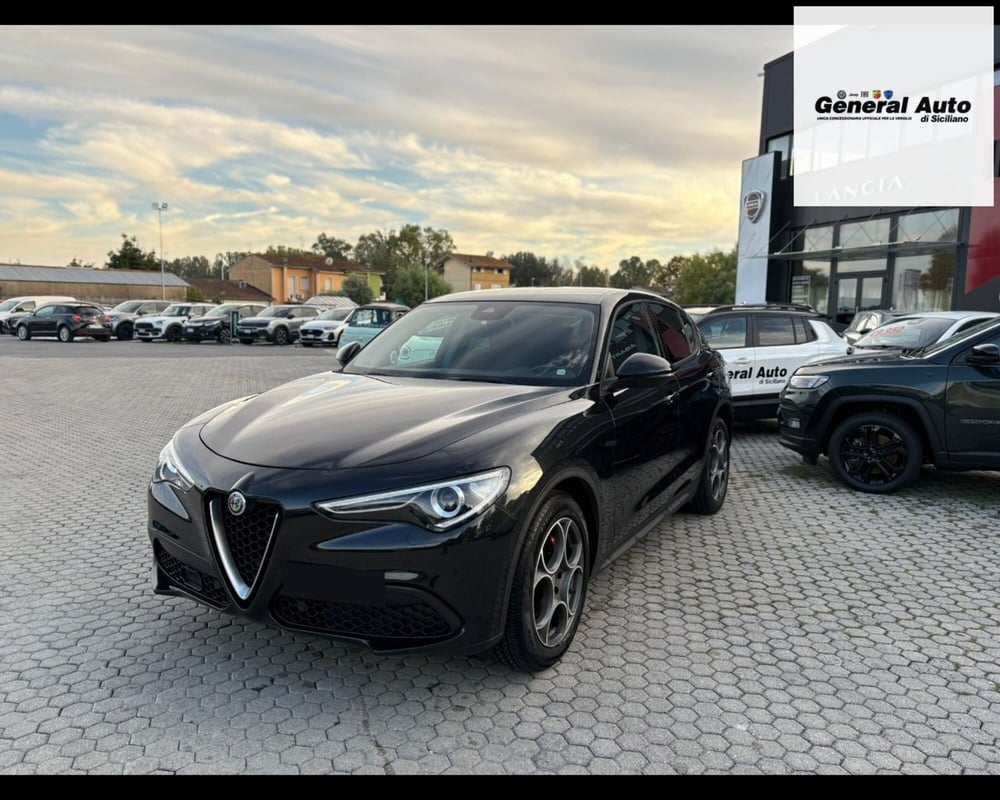 Alfa Romeo Stelvio usata a Lucca (3)