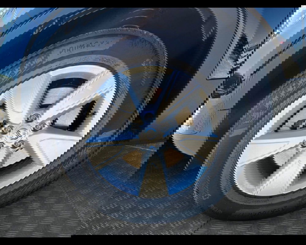 Volvo XC40 nuova a Ravenna (12)