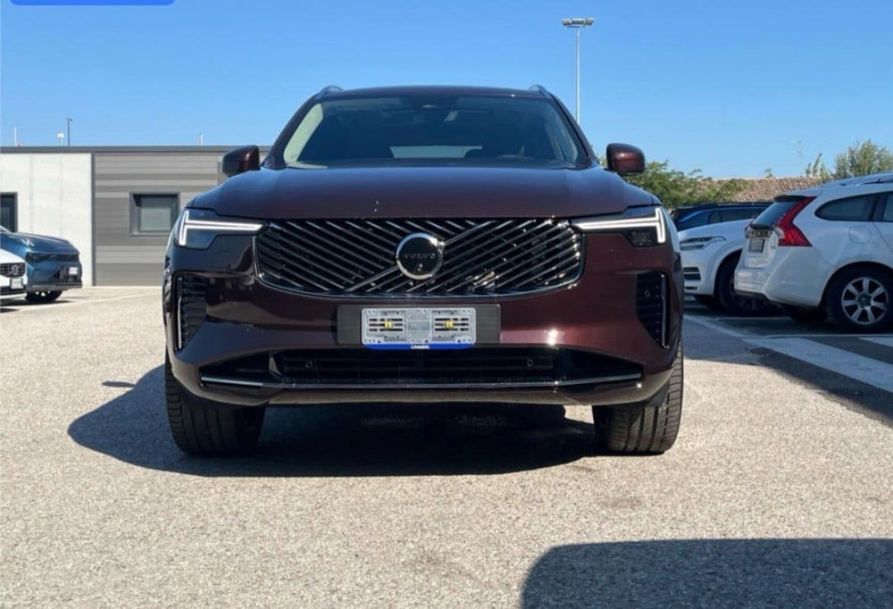 Volvo XC90 nuova a Ravenna (2)