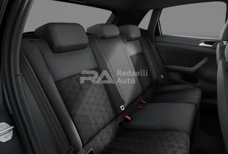 Volkswagen Polo nuova a Lecco (7)