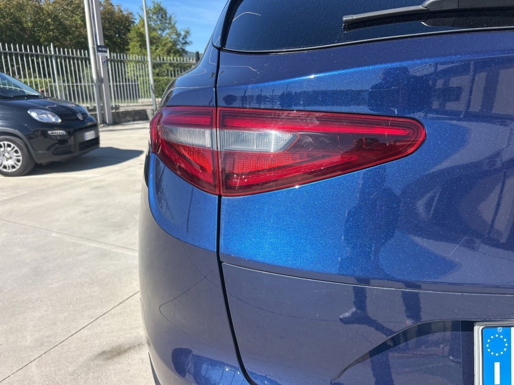 Alfa Romeo Stelvio usata a Frosinone (10)