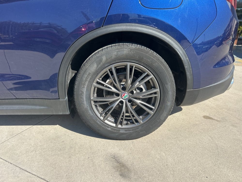 Alfa Romeo Stelvio usata a Frosinone (14)