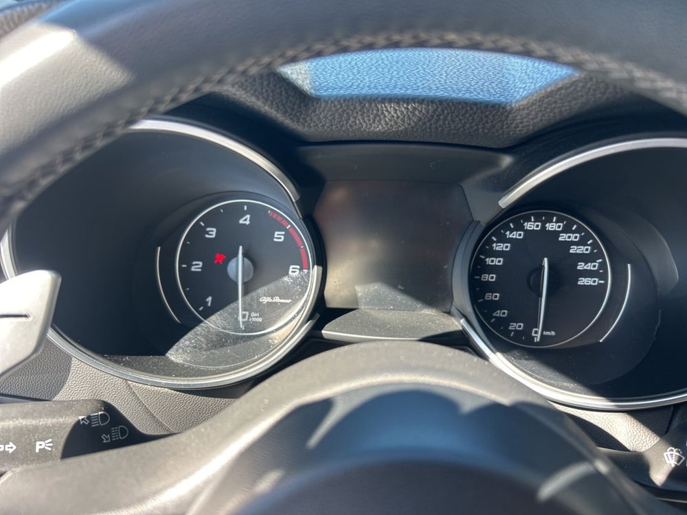 Alfa Romeo Stelvio usata a Frosinone (20)