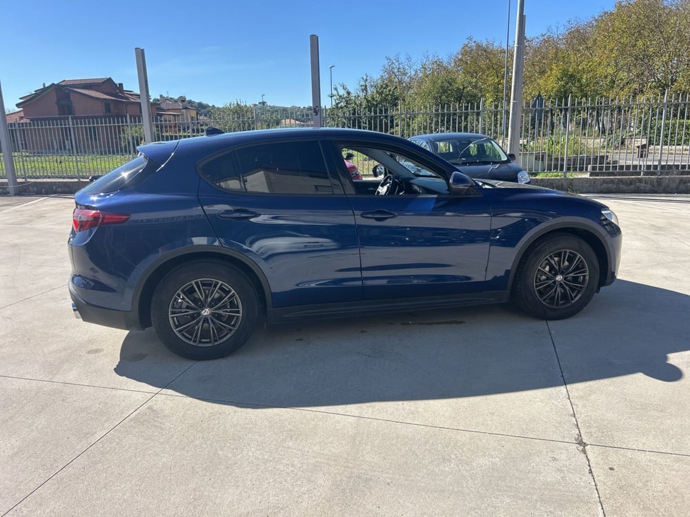 Alfa Romeo Stelvio usata a Frosinone (7)