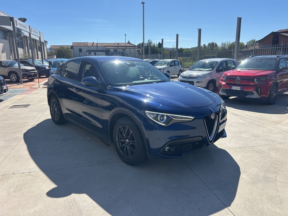 Alfa Romeo Stelvio usata a Frosinone (8)