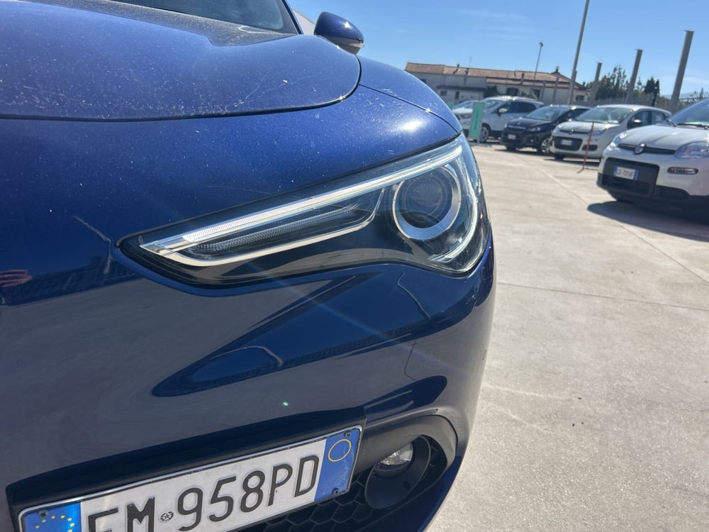 Alfa Romeo Stelvio usata a Frosinone (9)