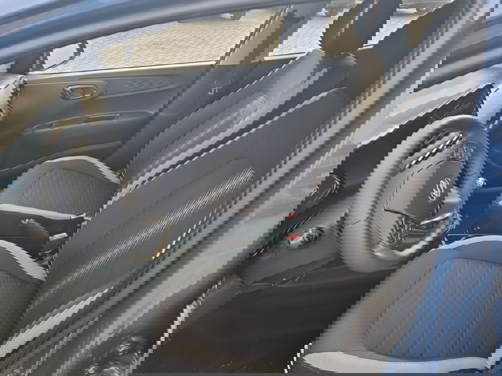 Hyundai i10 nuova a Lucca (6)