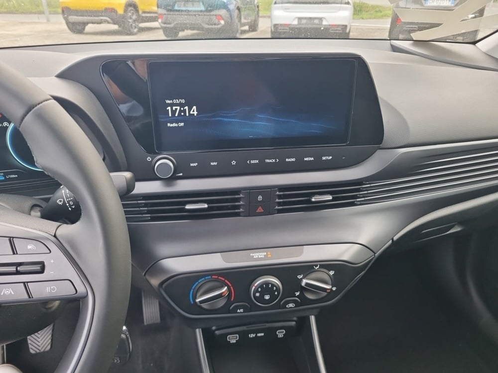 Hyundai i20 nuova a Lucca (9)