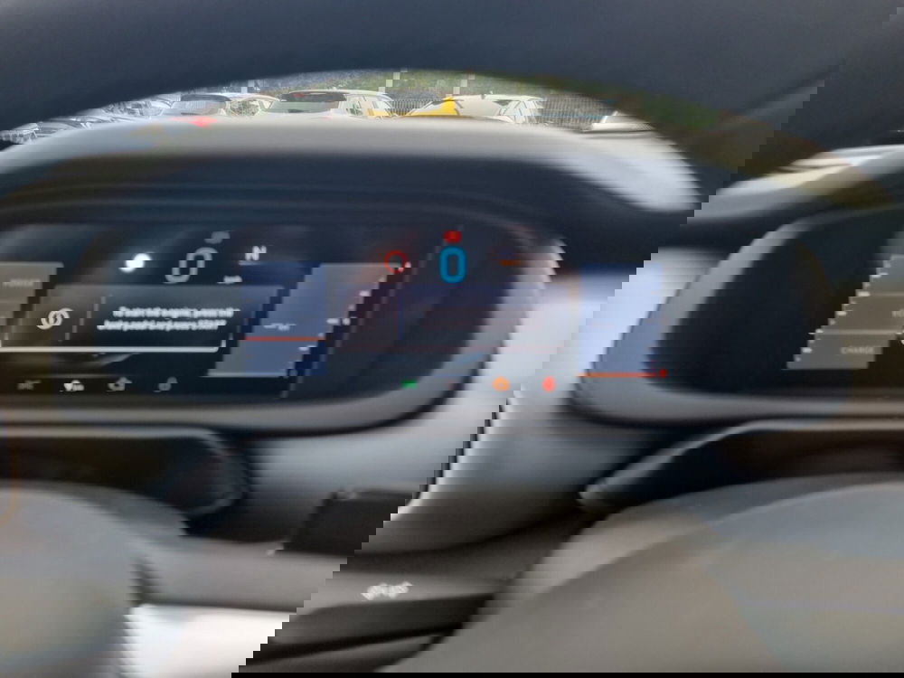 Jeep Avenger nuova a Lucca (8)