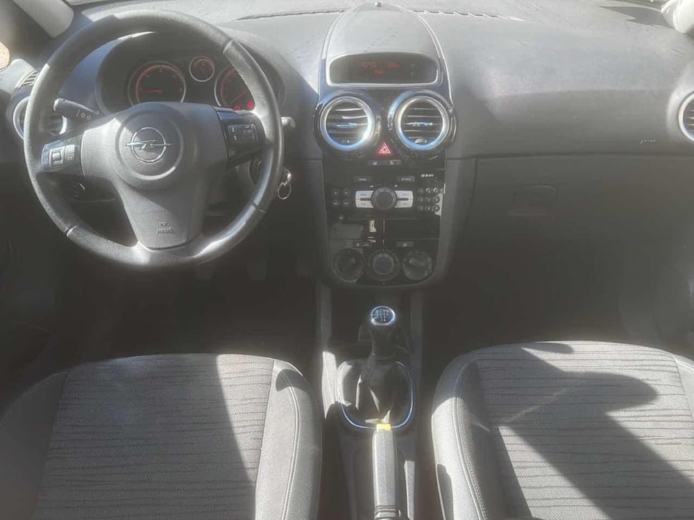 Opel Corsa usata a Foggia (16)