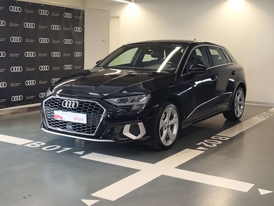 Audi A3 Sportback 30 g-tron S tronic Business Advanced del 2021 usata a Modena