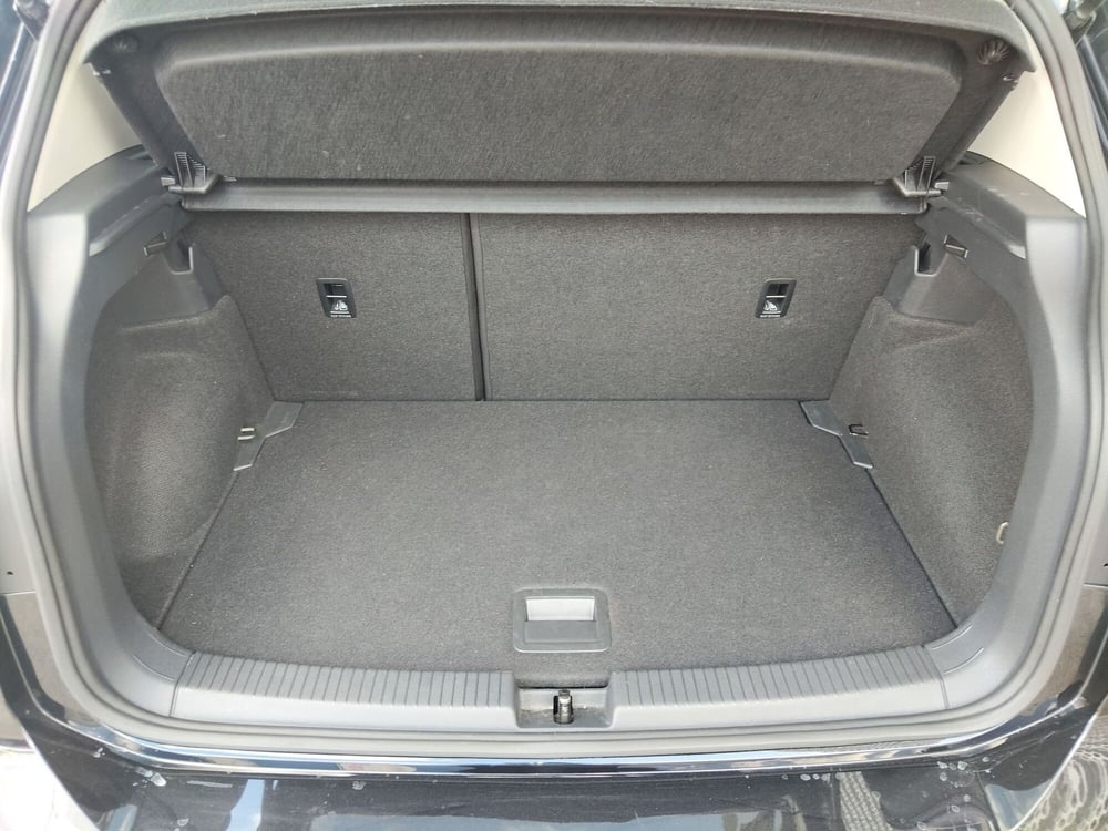 Volkswagen T-Cross usata a Modena (16)