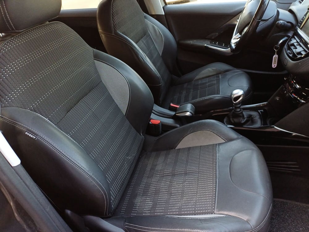Peugeot 2008 usata a Modena (12)