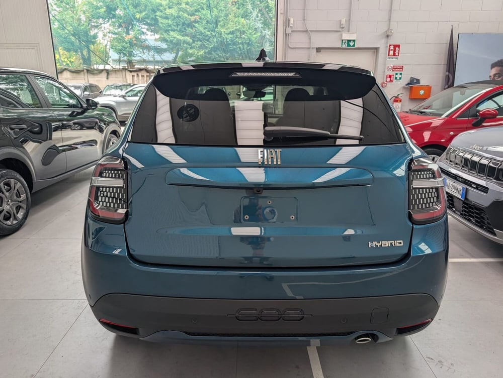 Fiat 600 nuova a Milano (4)