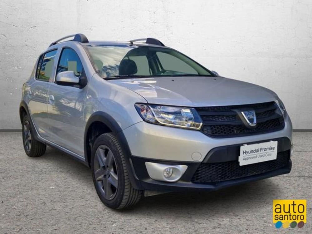 Dacia Sandero usata a Salerno (2)