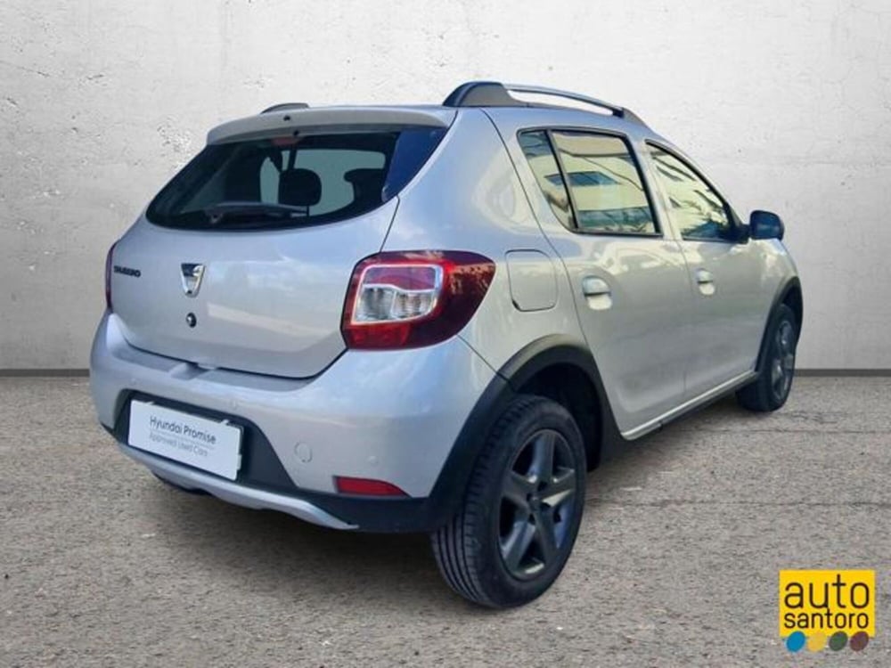 Dacia Sandero usata a Salerno (3)