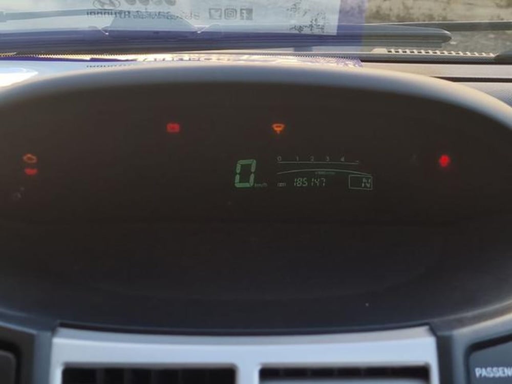 Toyota Yaris usata a Salerno (11)