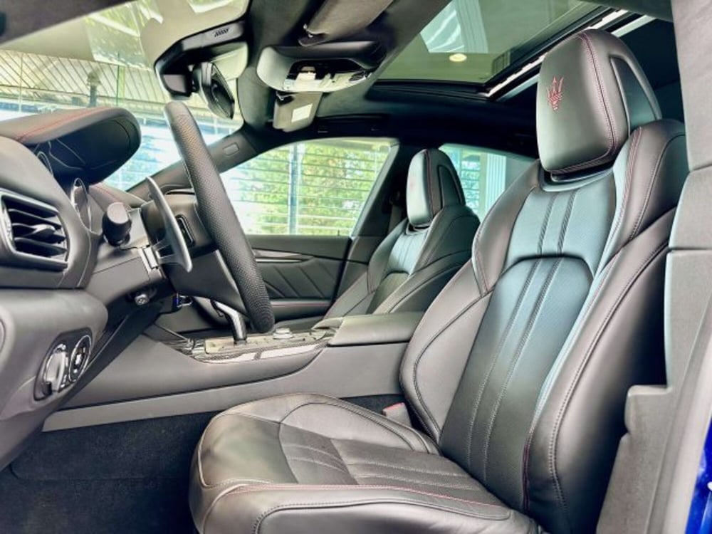 Maserati Levante usata a Torino (10)