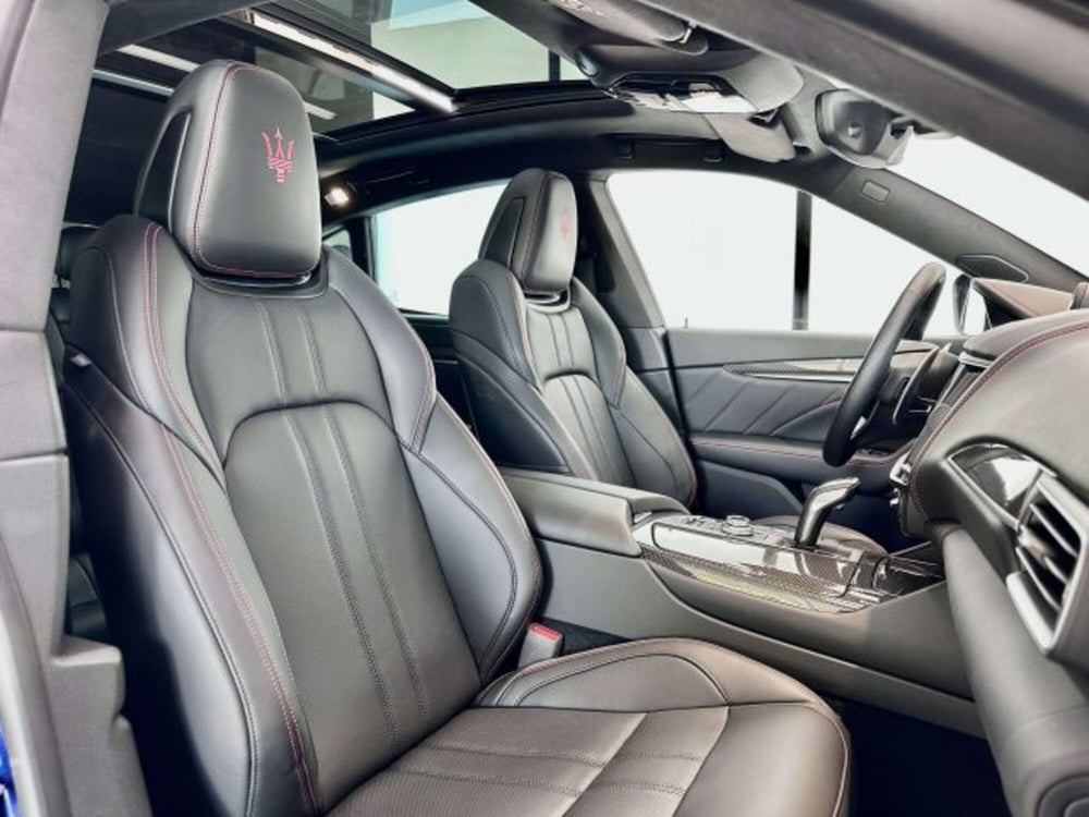 Maserati Levante usata a Torino (13)