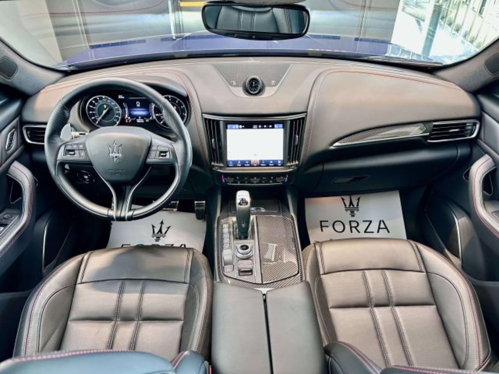 Maserati Levante usata a Torino (15)