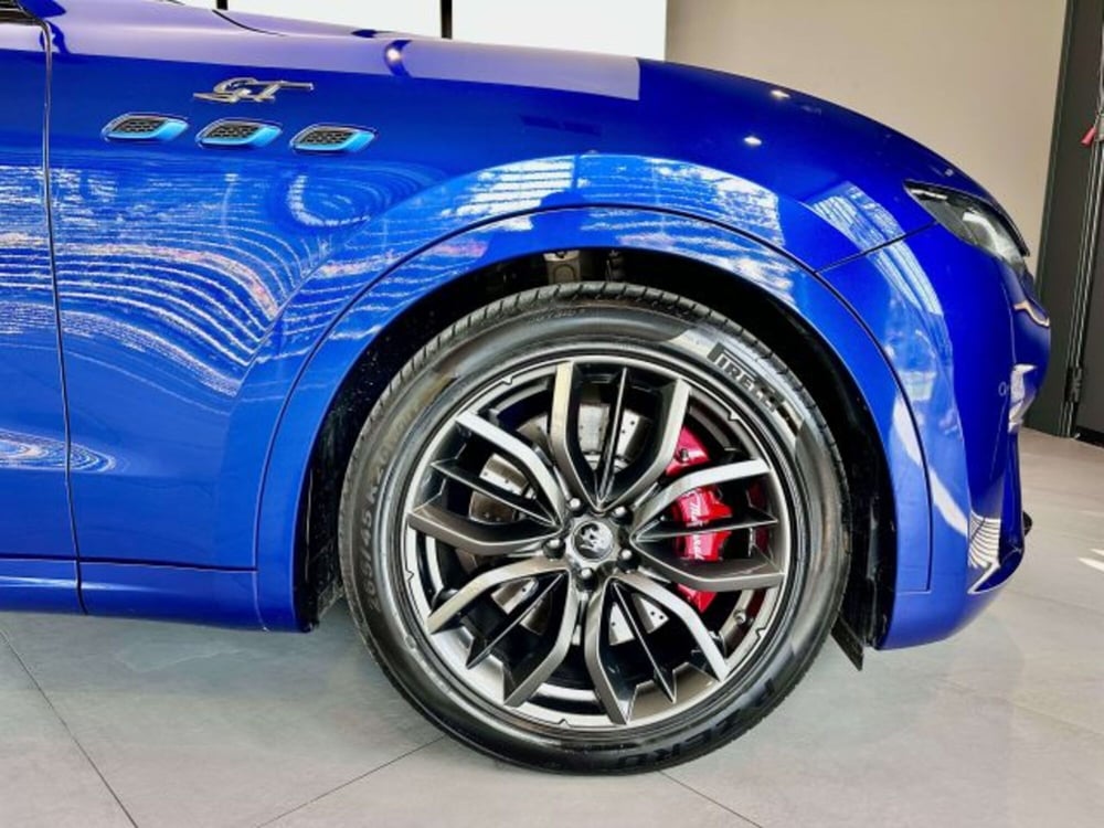 Maserati Levante usata a Torino (4)