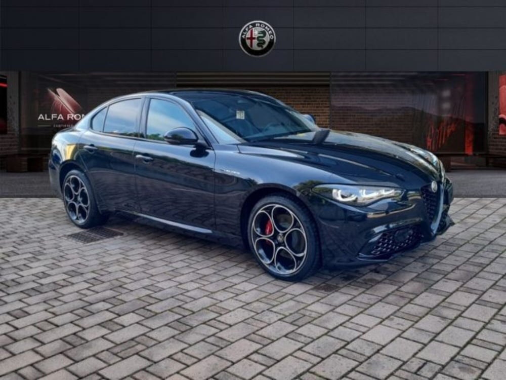 Alfa Romeo Giulia nuova a Monza e Brianza (3)
