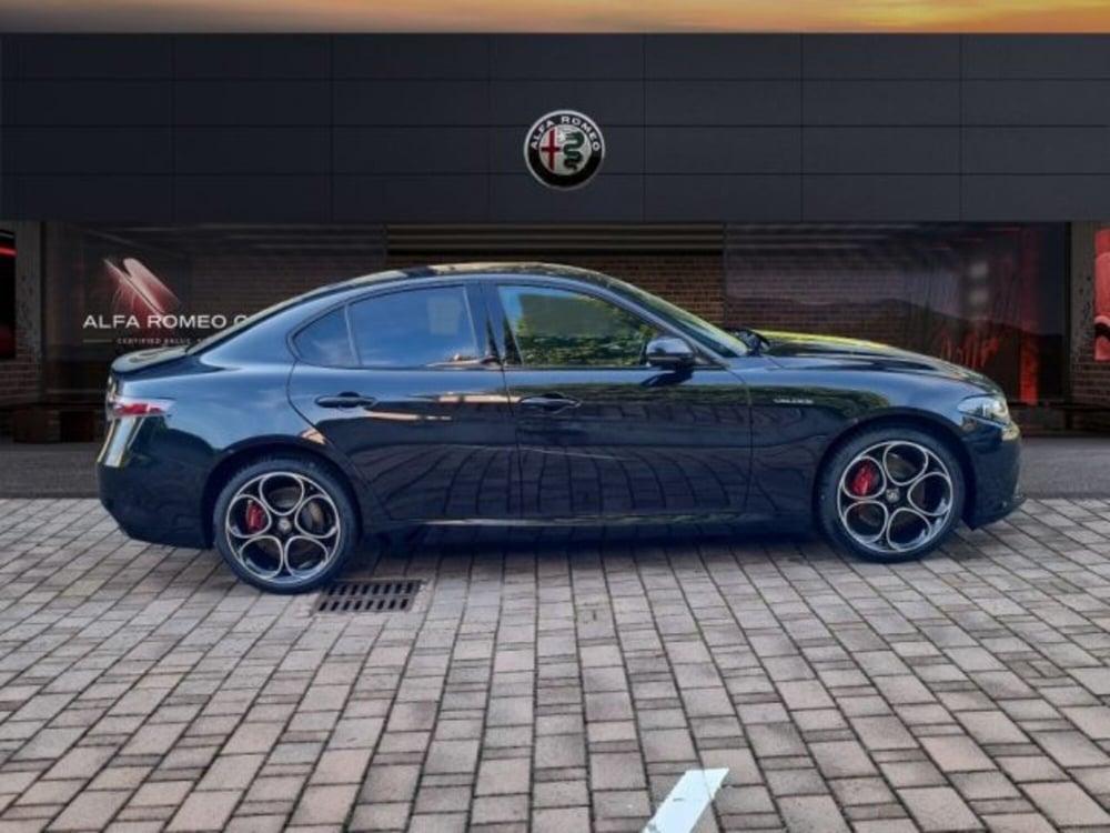 Alfa Romeo Giulia nuova a Monza e Brianza (4)