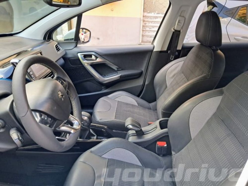 Peugeot 2008 usata a Napoli (8)