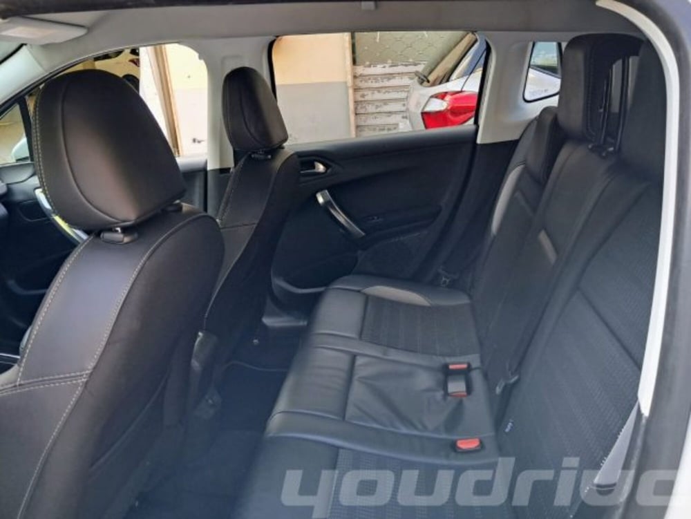 Peugeot 2008 usata a Napoli (9)