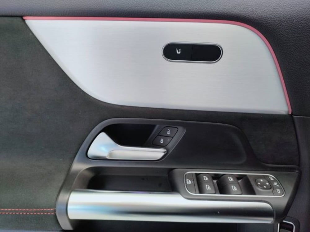 Mercedes-Benz GLA SUV usata a Teramo (12)