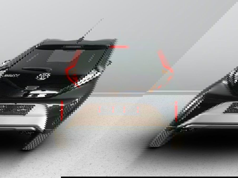 Toyota Aygo X nuova a Teramo (5)