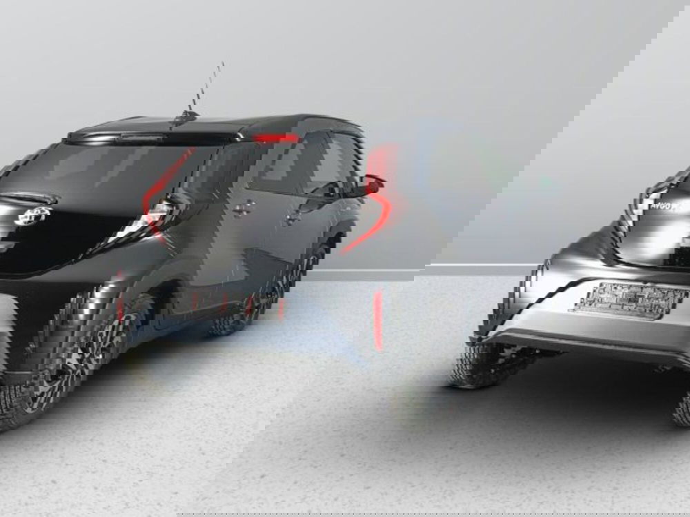 Toyota Aygo X nuova a Teramo (4)