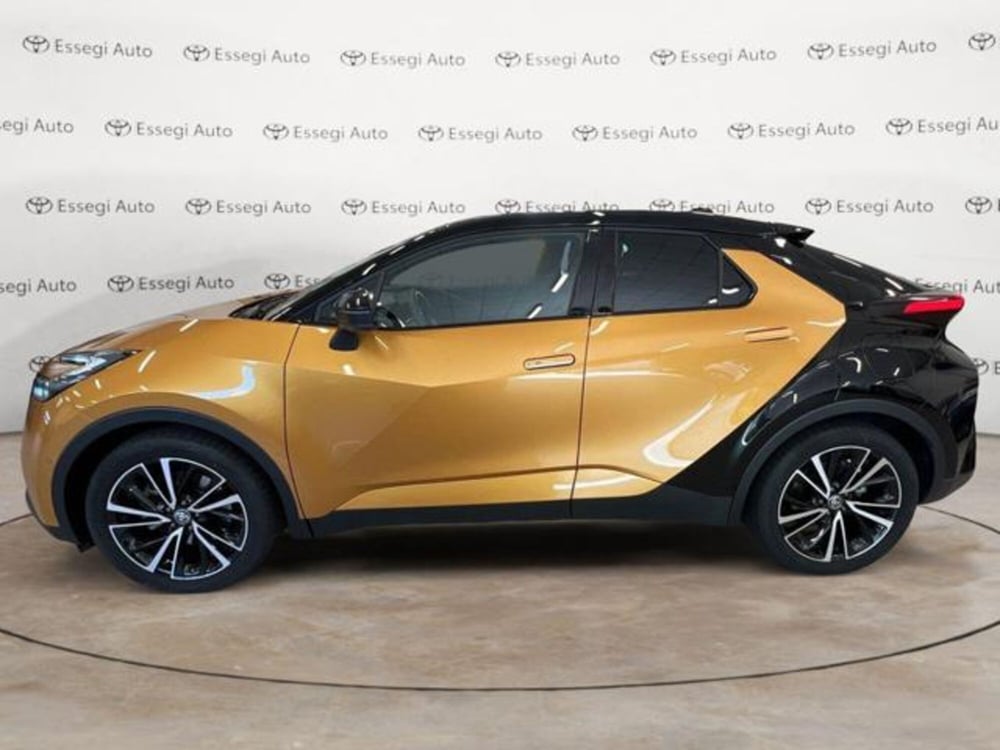 Toyota Toyota C-HR usata a Vercelli (3)