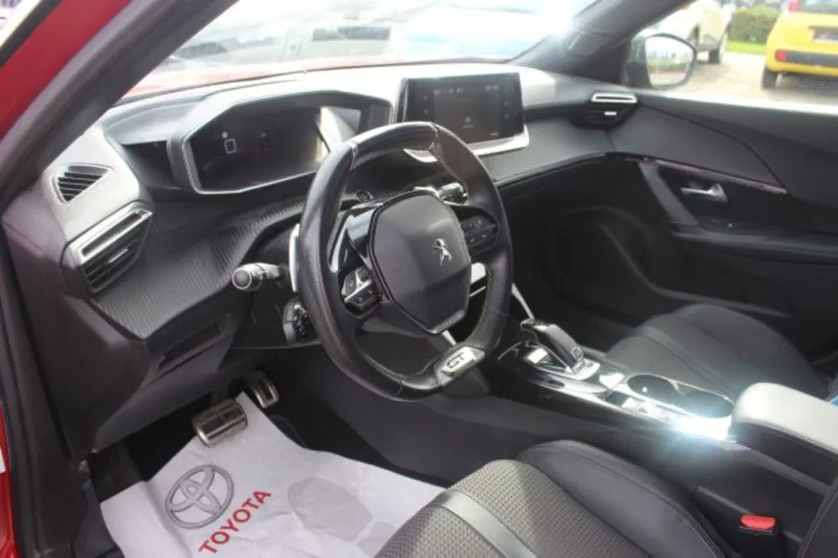 Peugeot 2008 usata a Roma (13)