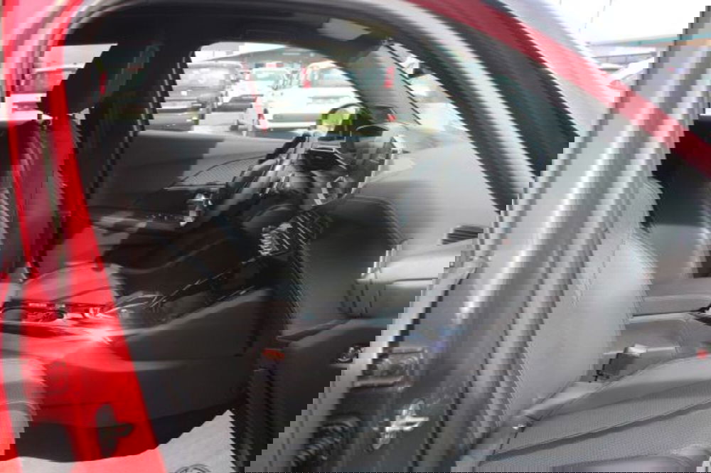 Peugeot 2008 usata a Roma (9)